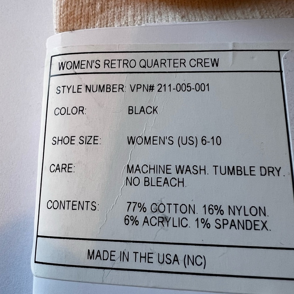 AMERICAN TRENCH WOMENS RETRO QUARTER CREW STRIPE SOCKS CREAM BLACK STRIPE OS NWT - Picture 10 of 12